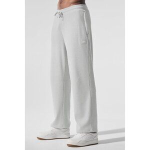 ALO YOGA Men's Elevate Waffle Straight Leg Pant Size M In Athletic Heather Grey
